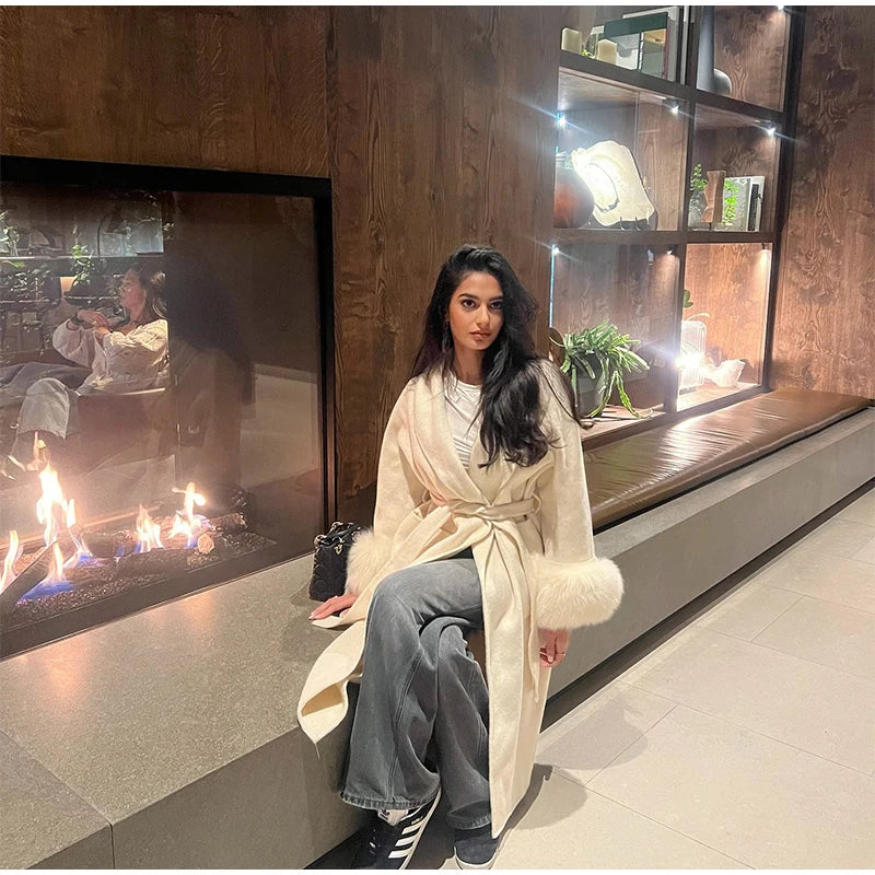 Elegant Lace-Up Wool Coat – 2025 Street Style