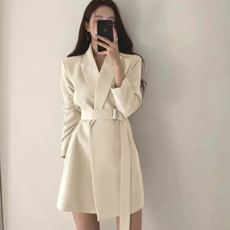 Elegant White Blazer – High-End Women's Jacket