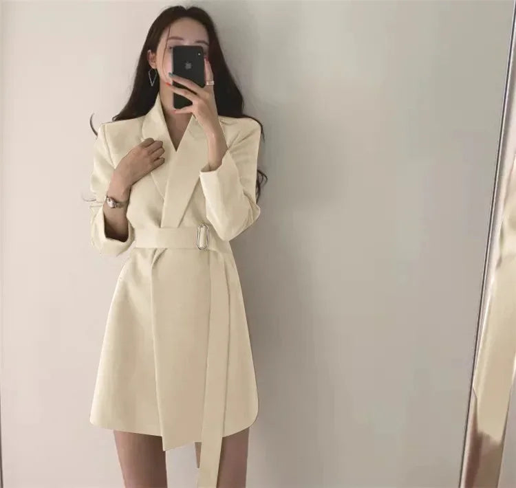 Elegant White Blazer – High-End Women's Jacket